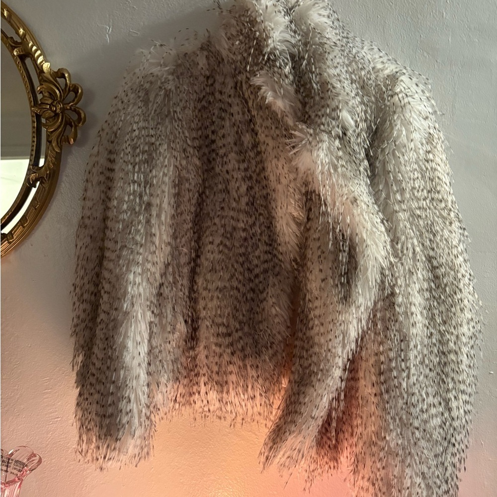 Zara Milan Faux Fur Statement Jacket Cream Gray Luxury Texture Size Small